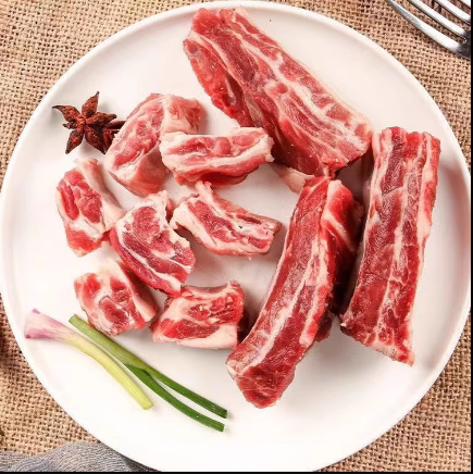 牛肋条无骨 按1000克2617日元 牛肉 牛腩 每块约1500-2500克 每块大小不一样,按实际重量算钱,价格上的是大约的金额 产地墨西哥 烤串红烧都不错