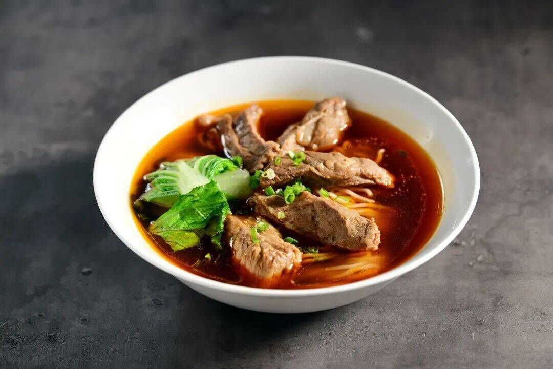 牛肋条无骨 按1000克2617日元 牛肉 牛腩 每块约1500-2500克 每块大小不一样,按实际重量算钱,价格上的是大约的金额 产地墨西哥 烤串红烧都不错