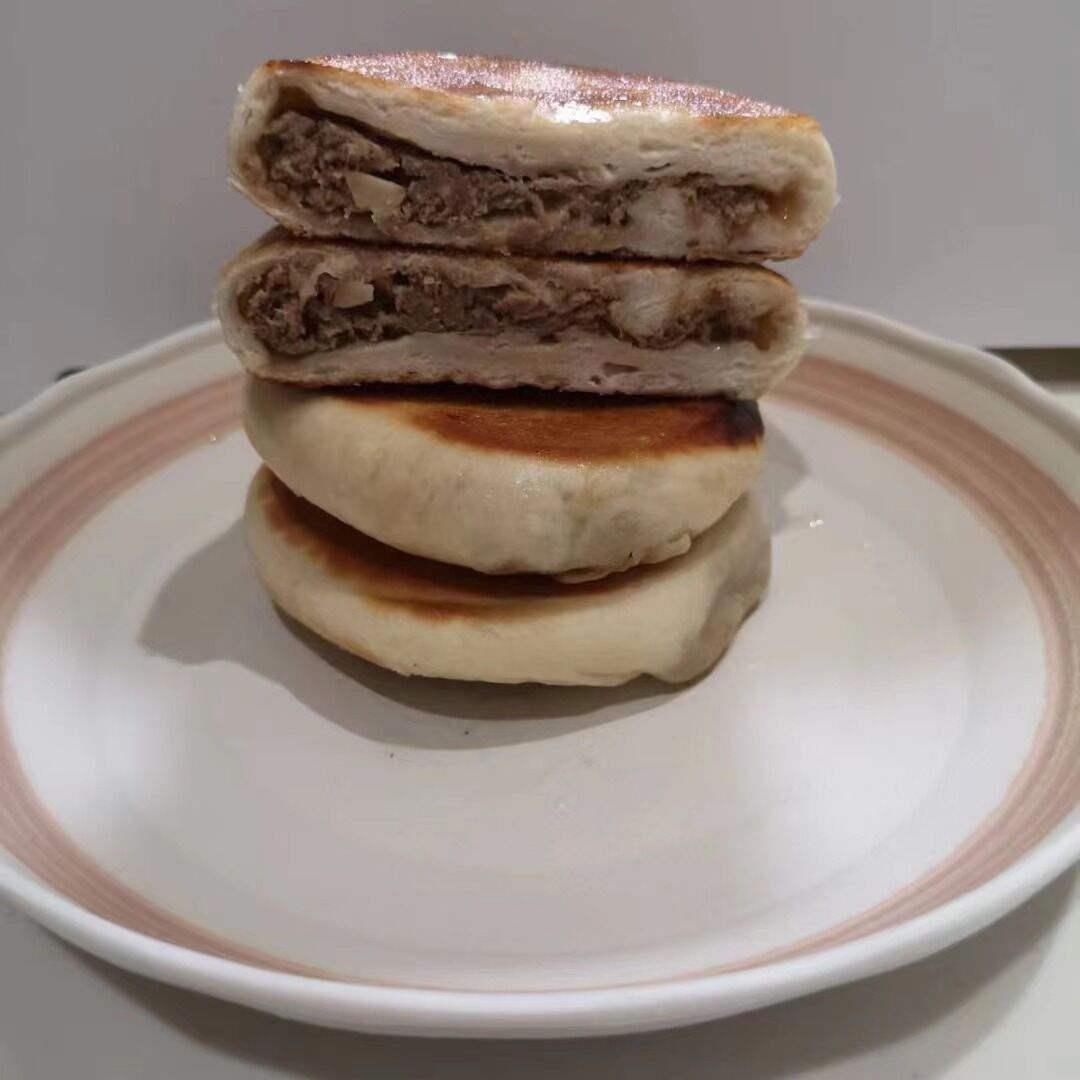 牛肉餡餅 2個入 熟的 牛肉馅饼熟 加热即食