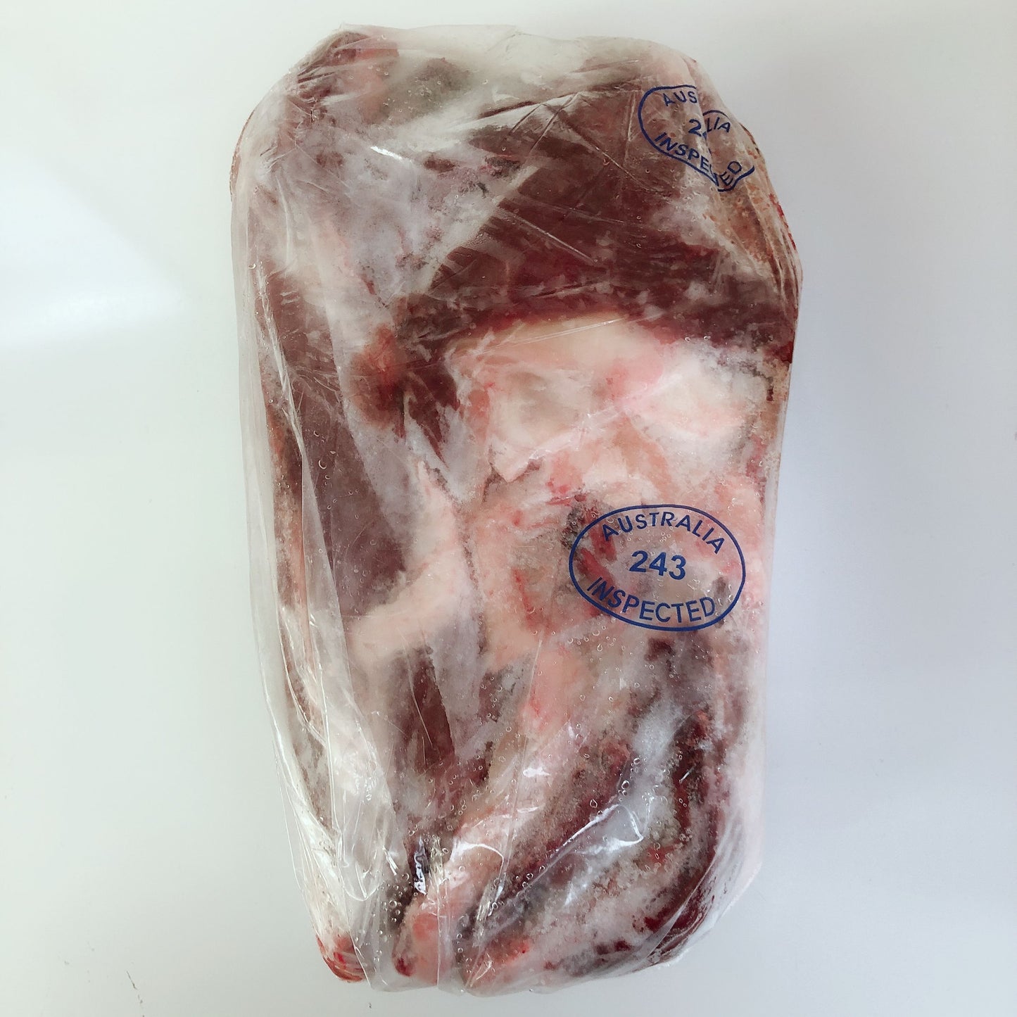 生牛腱肉 1KG 牛筋很多 牛腱子肉每块大小不一样 金额不一样 按照实际重量算钱一般一块1.2-2KG约2500-4500日元不等 摩西哥,波兰産