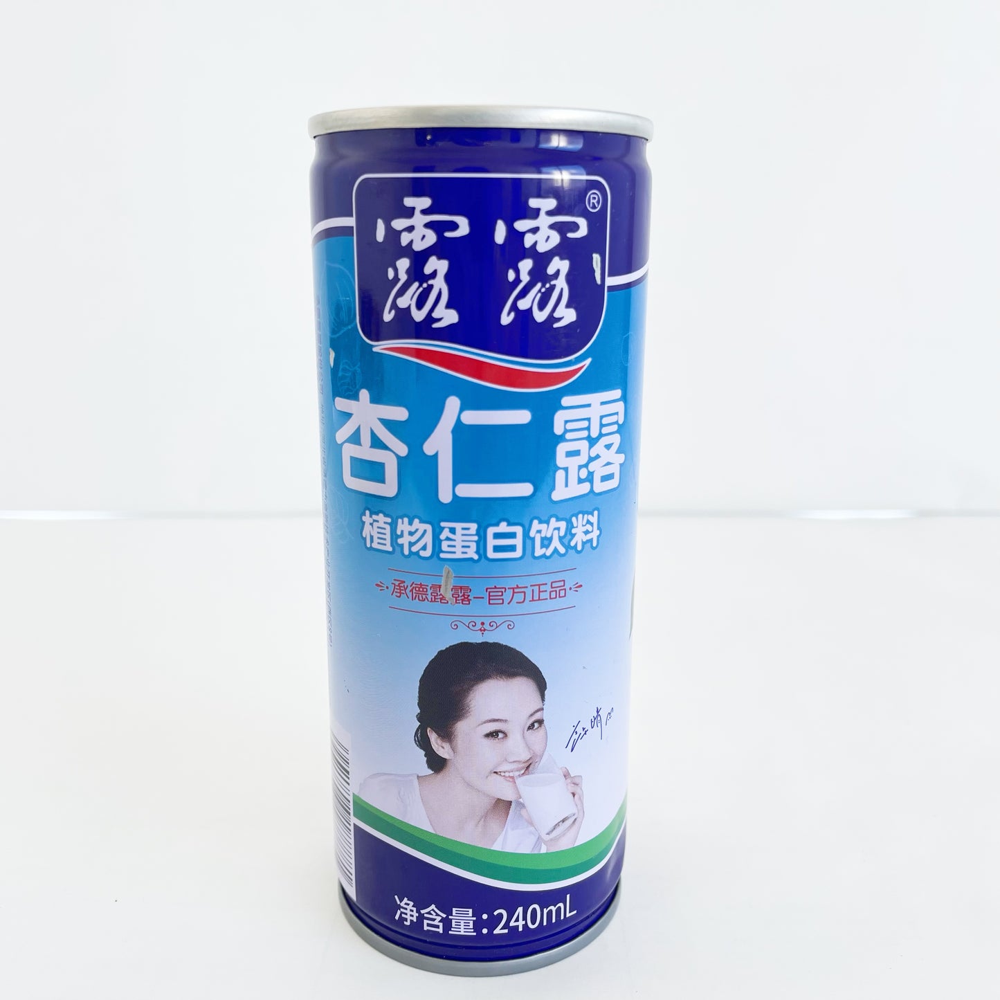 杏仁露露飲料（深藍色包装） 240ml