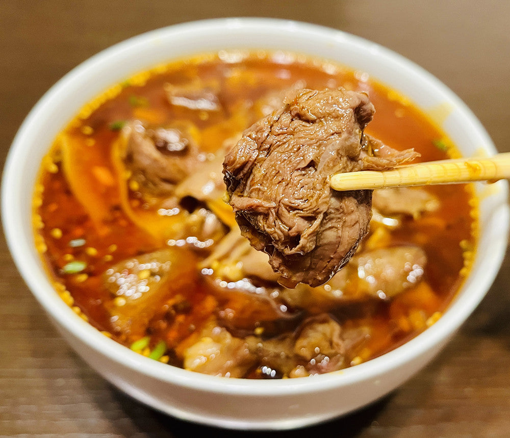 亮哥麻辣牛肉刀削面　特价998原价1193　　亮哥麻辣牛肉刀削面　筋头巴脑牛肉面